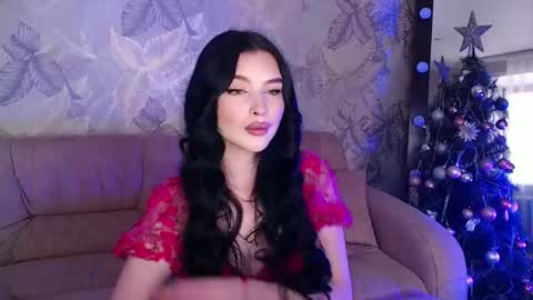 Snapshot of princessamira1 chatting on 18, 12, 2024 princessamira1 online show from 18, 12, 2024