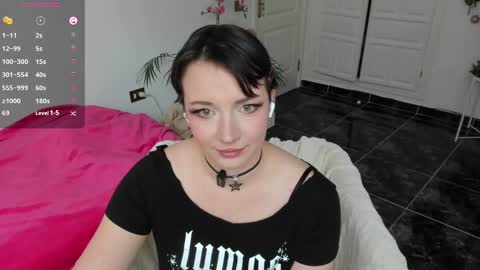 Princess Foxy online show from 2, 12, 2024