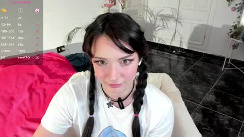 Princess Foxy online show from 2, 1, 2025