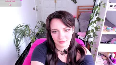 Princess Foxy online show from 14, 1, 2025