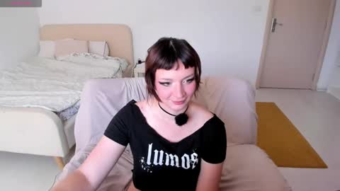 Princess Foxy online show from 28, 9, 2025