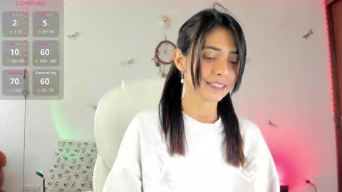 princessluna_14 online show from 11, 10, 2025