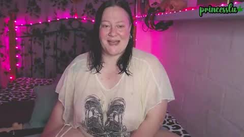 Lux Alot Luxi online show from 12, 10, 2025