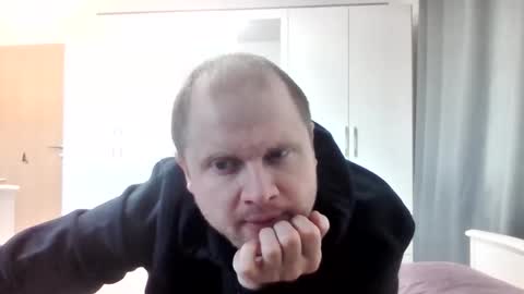 Stefan Heer Der Name bedeutet der der belohnt wird online show from 21, 3, 2026