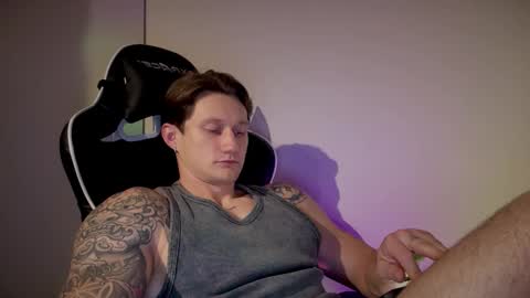 Oliver online show from 11, 11, 2025