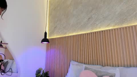 Profana Red online show from 2, 4, 2026