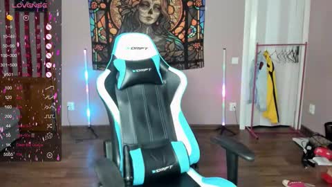 Di online show from 8, 10, 2025