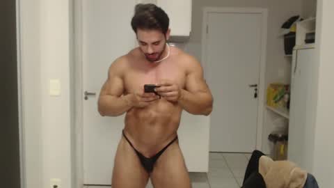 Snapshot of promuscles4u chatting on 22, 12, 2024 promuscles4u online show from 22, 12, 2024