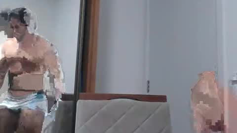 Snapshot of promuscles4u chatting on 4, 4, 2026 promuscles4u online show from 4, 4, 2026