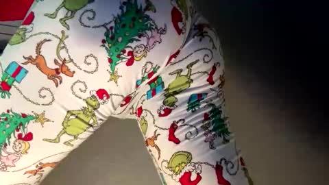 Snapshot of prtty2345 chatting on 4, 4, 2026 prtty2345 online show from 4, 4, 2026