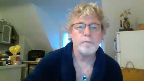 Snapshot of ptitrouquin chatting on 22, 12, 2025 ptitrouquin online show from 22, 12, 2025