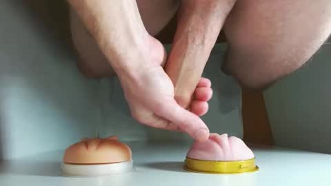 Snapshot of pude90 chatting on 11, 10, 2025 PuDe90 online show from 11, 10, 2025