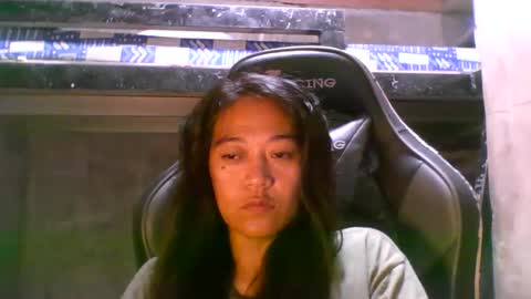 Snapshot of pure_sweetasian chatting on 28, 10, 2025 pure_sweetasian online show from 28, 10, 2025