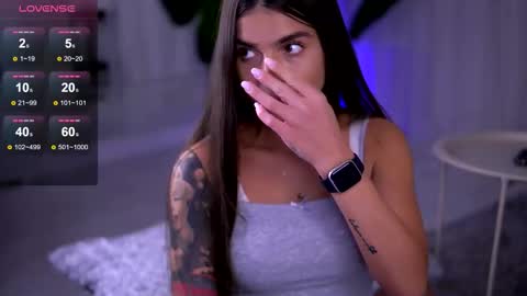 Snapshot of pureellie chatting on 16, 11, 2025 Emily online show from 16, 11, 2025