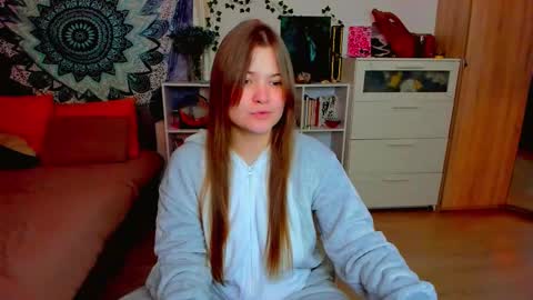 Miss Hanna online show from 22, 11, 2025