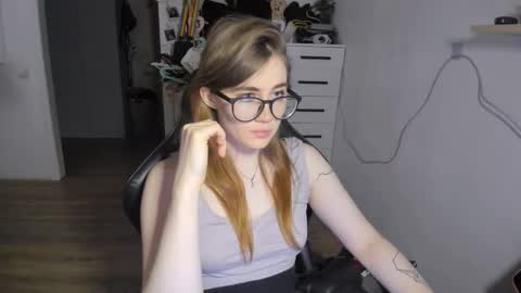 I am Mila online show from 23, 9, 2025