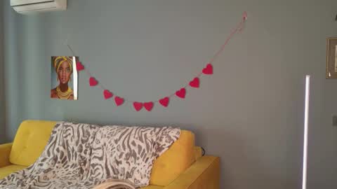 Bella online show from 12, 3, 2026