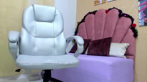 Sara online show from 6, 12, 2024