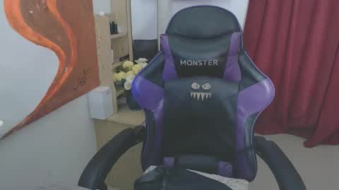 Snapshot of pussiswet_xx chatting on 22, 3, 2026 jessy online show from 22, 3, 2026