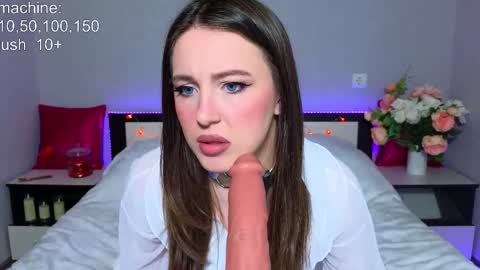 Monica online show from 19, 2, 2025