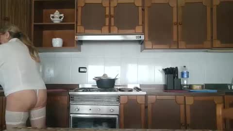 Mary online show from 20, 10, 2025