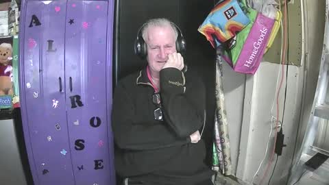 Mark online show from 10, 1, 2025