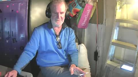 Mark online show from 28, 2, 2025