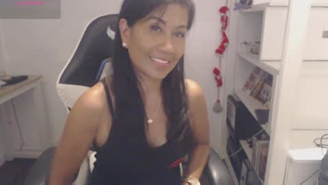 Snapshot of pussycash chatting on 17, 12, 2024 POCCA online show from 17, 12, 2024