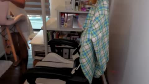 Snapshot of pussycash chatting on 15, 9, 2025 POCCA online show from 15, 9, 2025