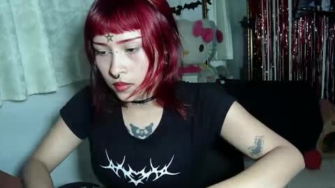 Snapshot of pussycatt666 chatting on 12, 11, 2025 Katiux online show from 12, 11, 2025