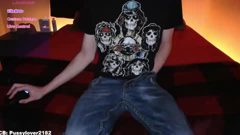 pussylover2182 online show from 18, 11, 2025