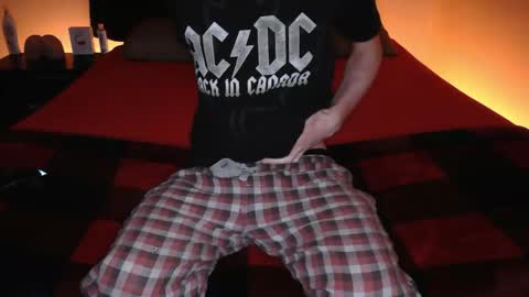 pussylover2182 online show from 17, 1, 2026