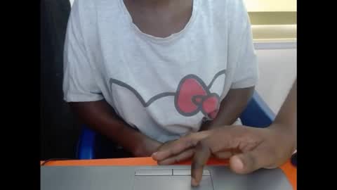 Snapshot of pussypinkx chatting on 15, 11, 2025 pussypinkx online show from 15, 11, 2025