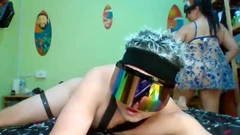 Snapshot of putitagesellina chatting on 15, 11, 2025 putitagesellina online show from 15, 11, 2025