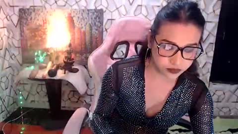 Queen Agatha online show from 2, 2, 2026