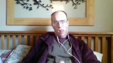 Snapshot of q2phq2ph chatting on 5, 10, 2025 q2phq2ph online show from 5, 10, 2025