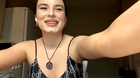 Orianna online show from 3, 2, 2026