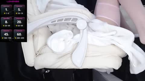 qianqian_ online show from 30, 10, 2025