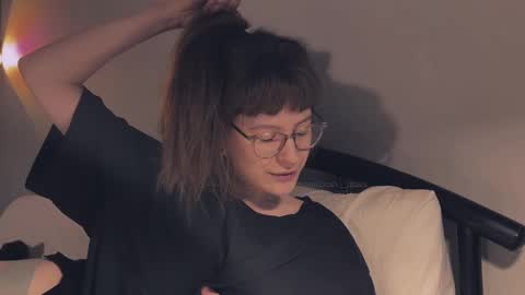 Snapshot of quack__quack chatting on 13, 12, 2024 online show from 13, 12, 2024