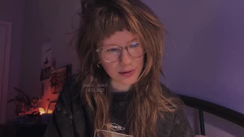 Snapshot of quack__quack chatting on 14, 2, 2025 online show from 14, 2, 2025