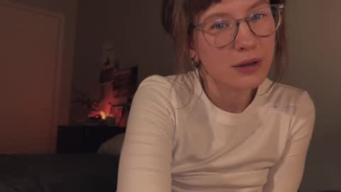 Snapshot of quack__quack chatting on 27, 2, 2025 online show from 27, 2, 2025