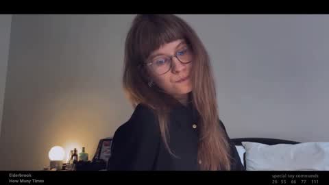 Snapshot of quack__quack chatting on 26, 9, 2025 online show from 26, 9, 2025