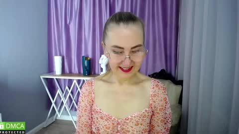 Snapshot of queen_a_n_i chatting on 3, 12, 2024 A N I  Ill be here on December 1st online show from 3, 12, 2024