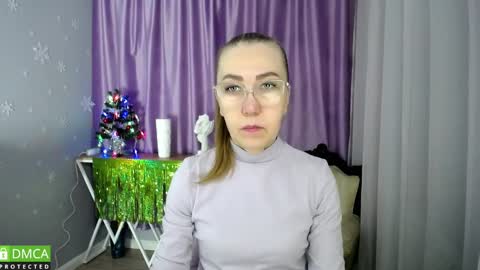 Snapshot of queen_a_n_i chatting on 9, 12, 2024 A N I  Ill be here on December 1st online show from 9, 12, 2024