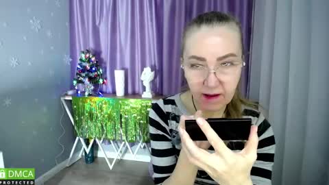 Snapshot of queen_a_n_i chatting on 14, 12, 2024 A N I  Ill be here on December 1st online show from 14, 12, 2024