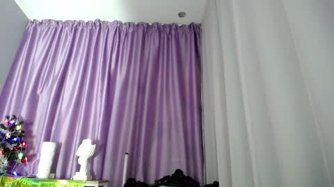 Snapshot of queen_a_n_i chatting on 20, 12, 2024 A N I  Ill be here on December 1st online show from 20, 12, 2024