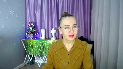 Snapshot of queen_a_n_i chatting on 2, 1, 2025 A N I  Ill be here on December 1st online show from 2, 1, 2025