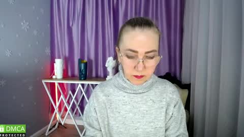 Snapshot of queen_a_n_i chatting on 17, 1, 2025 A N I  Ill be here on December 1st online show from 17, 1, 2025