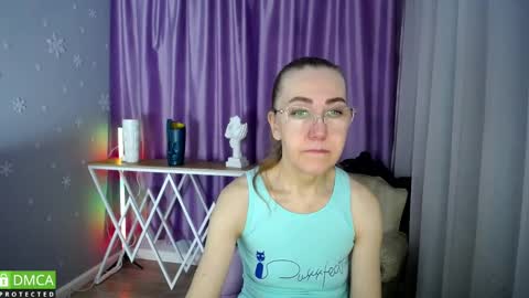 Snapshot of queen_a_n_i chatting on 14, 2, 2025 A N I  Ill be here on December 1st online show from 14, 2, 2025