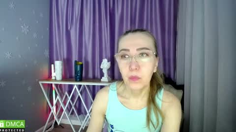 Snapshot of queen_a_n_i chatting on 21, 2, 2025 A N I  Ill be here on December 1st online show from 21, 2, 2025